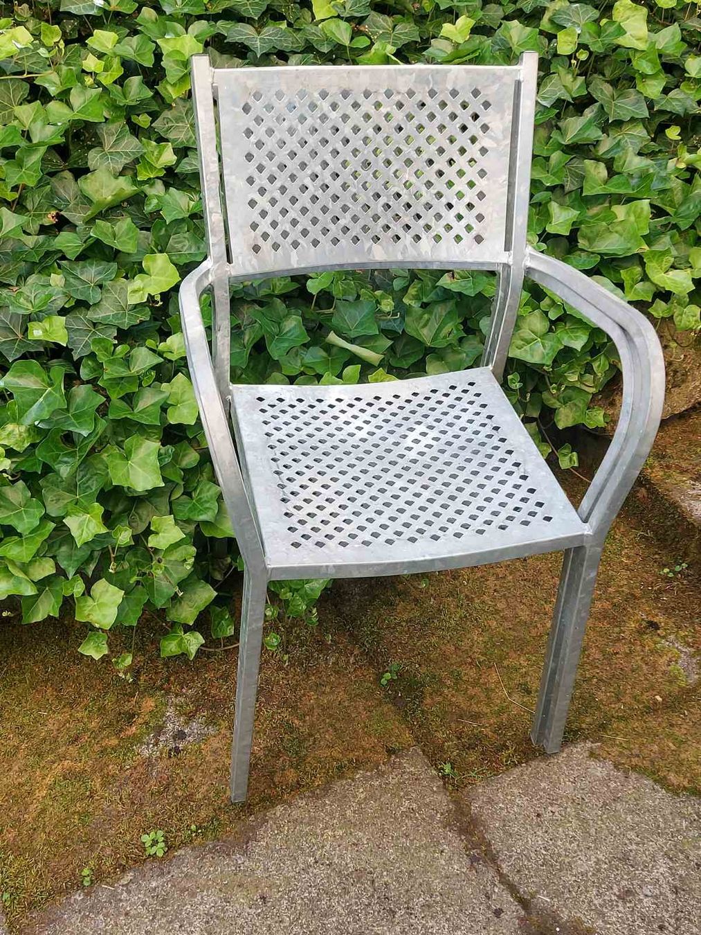Chaises: 5 Gartenstühle  – D'occasion à Männedorf par mge_nb75