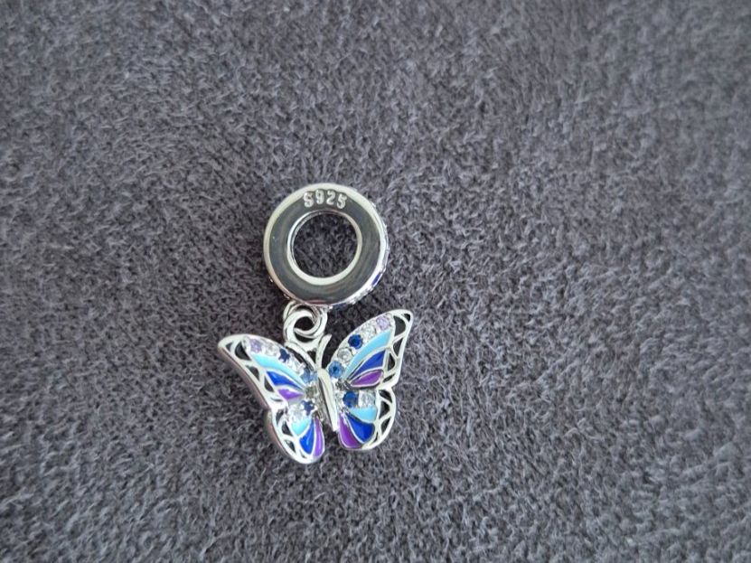 Anhänger: Silber Charm Schmetterling +Garantie – Neu (gemäss Beschreibung) aus Rotkreuz von Carbone_Bijou-Shop
