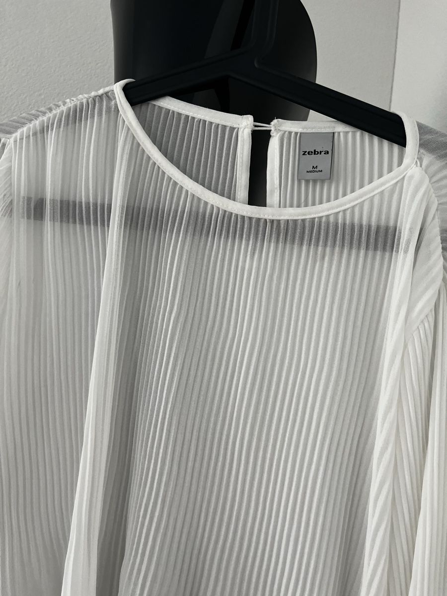 Blusen: Bluse weiss Gr. M – Neu (gemäss Beschreibung) aus Hinwil von dire07 1