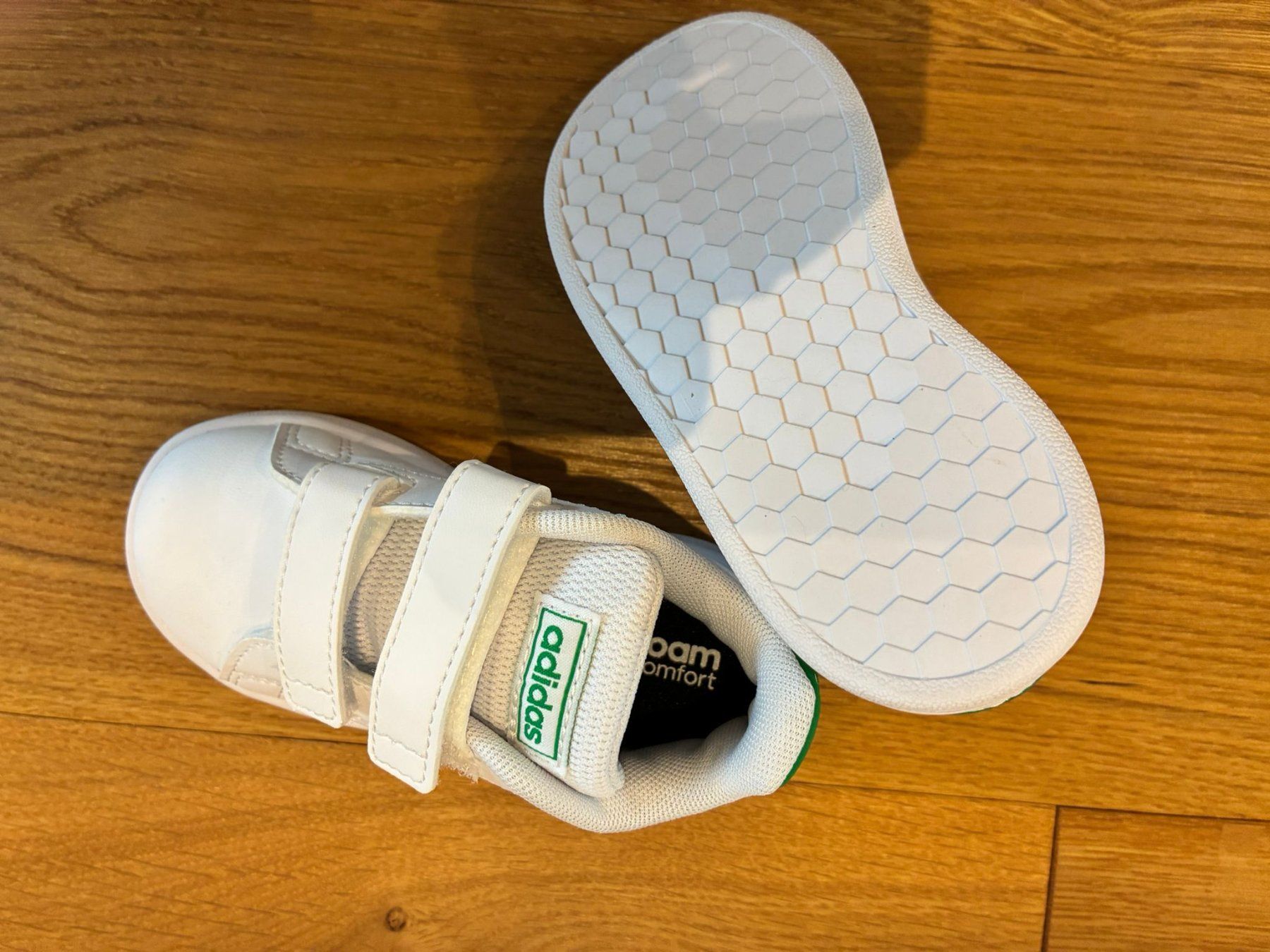 Adidas Scarpe per ragazzi: Adidas Kinderschuhe Gr. 23 – Nuovo (secondo la descrizione) da Frick venduto da chgiger147 1