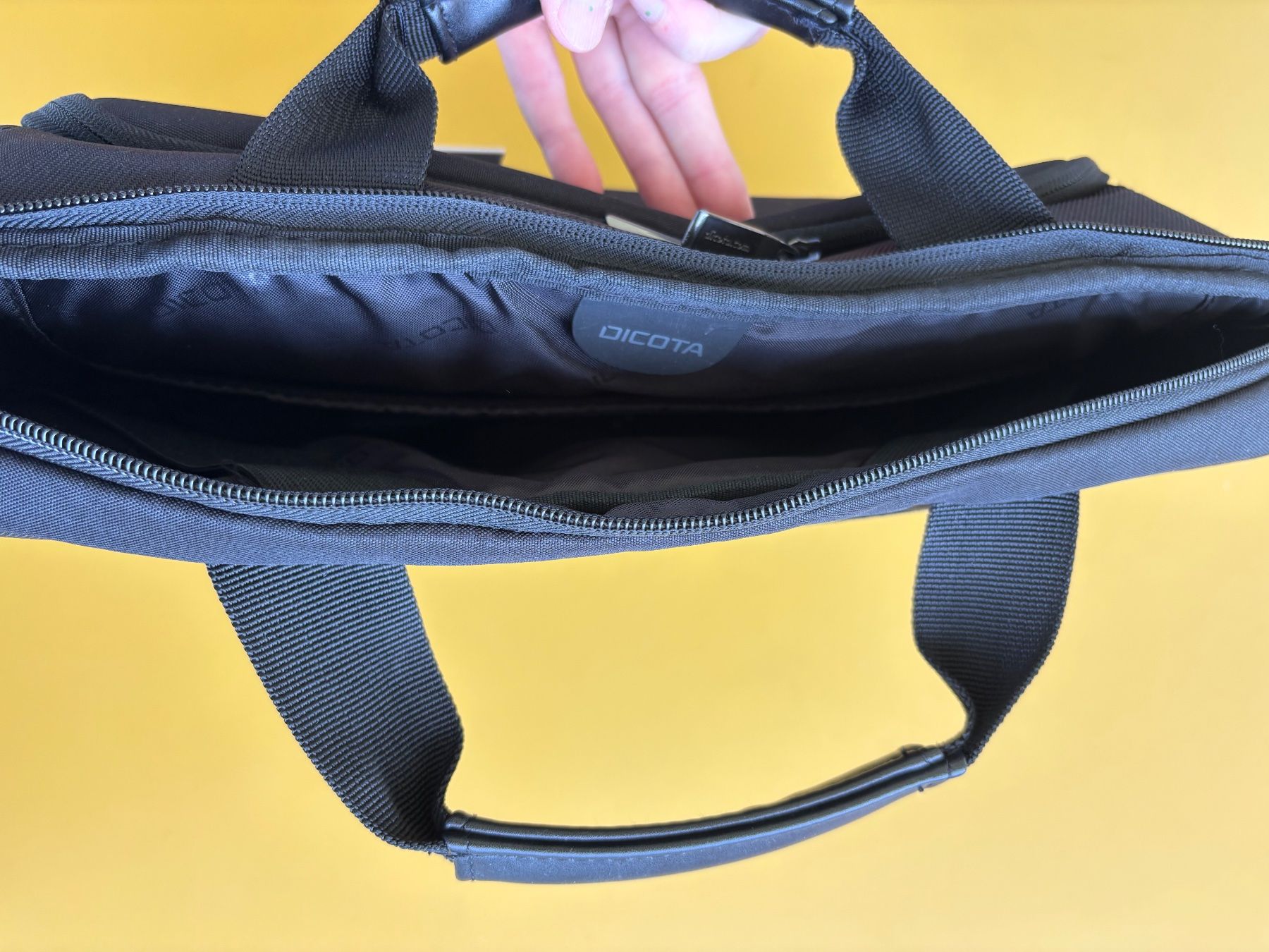 Sacs: DICOTA "ECO SLIM CASE SELECT" Laptoptasche – Neuf (Voir description) à Zürich par missmodernage 2