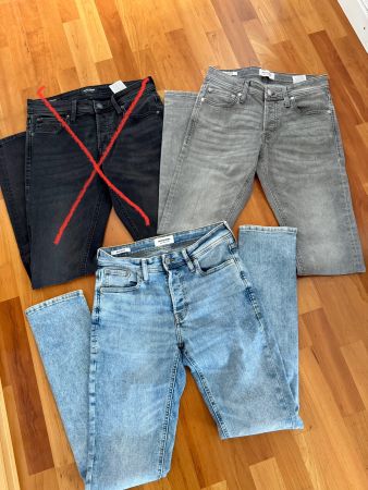 2 Paar Jeans Jack&Jones Glenn in 28/32 kaum getragen