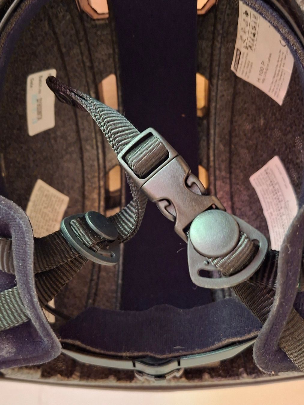 Decathlon Helme: Skihelm "Wedze" H 100 P, Grösse L – Gebraucht aus St.Niklausen LU von Wirdbereitsverwendet 5