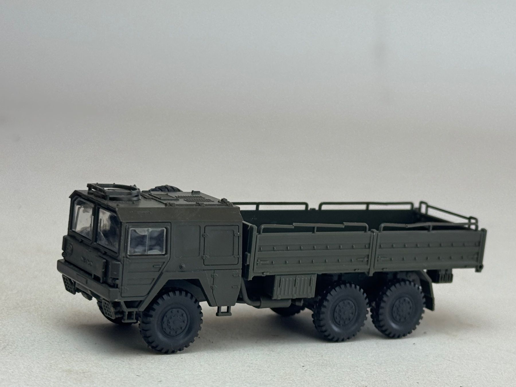 Modellini d'auto: VE1- Roco Militär MAN Pritsche – Usato da Elm venduto da Wikmtz