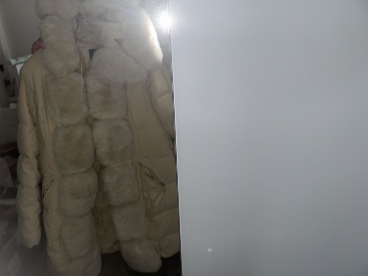 Giacche: Winterjacke mit Pelzbesatz, Grösse L – Nuovo (secondo la descrizione) da Pfäffikon ZH venduto da Tetu.33 7