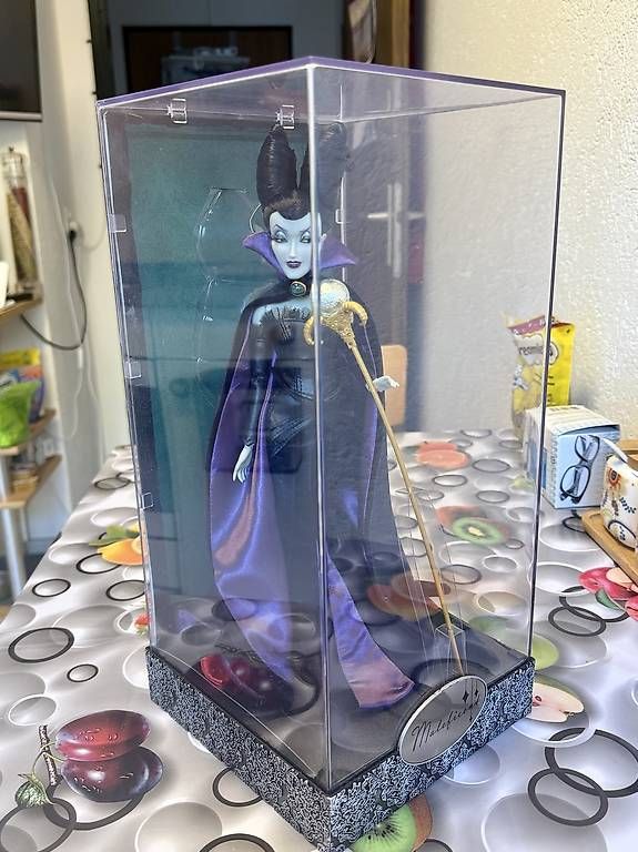 Statuette: Action Figure Malefica Disney – Nuovo e nell'imballaggio originale da Biasca venduto da dan_96w9 1