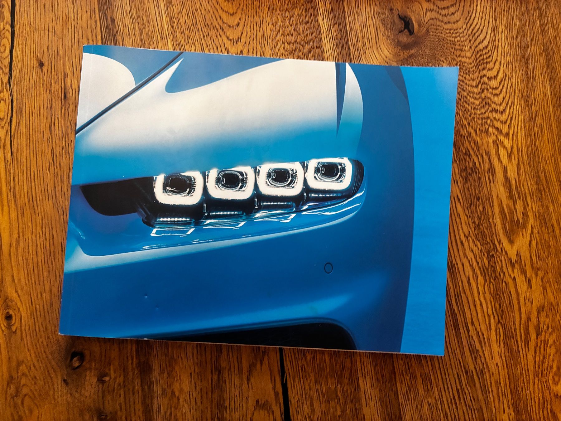 Modellismo RC: Lego Technik Bugatti Chiron – Usato da Rüti ZH venduto da S_scheurer 1