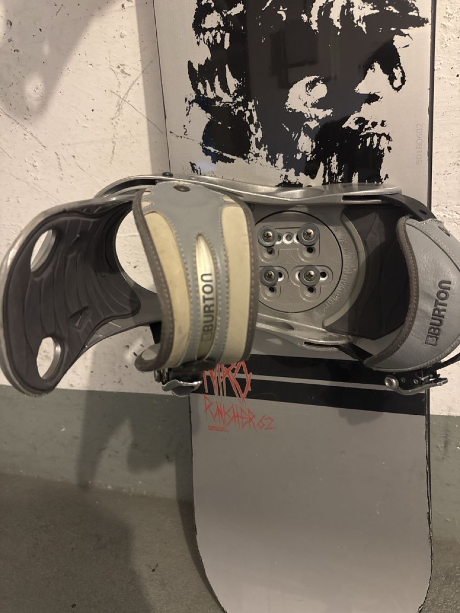 Snowboard Nitro Board: Nitro Snowboard 162cm inkl. Burton Bindungen – Usato da Schliern b. Köniz venduto da amo_lln9 2