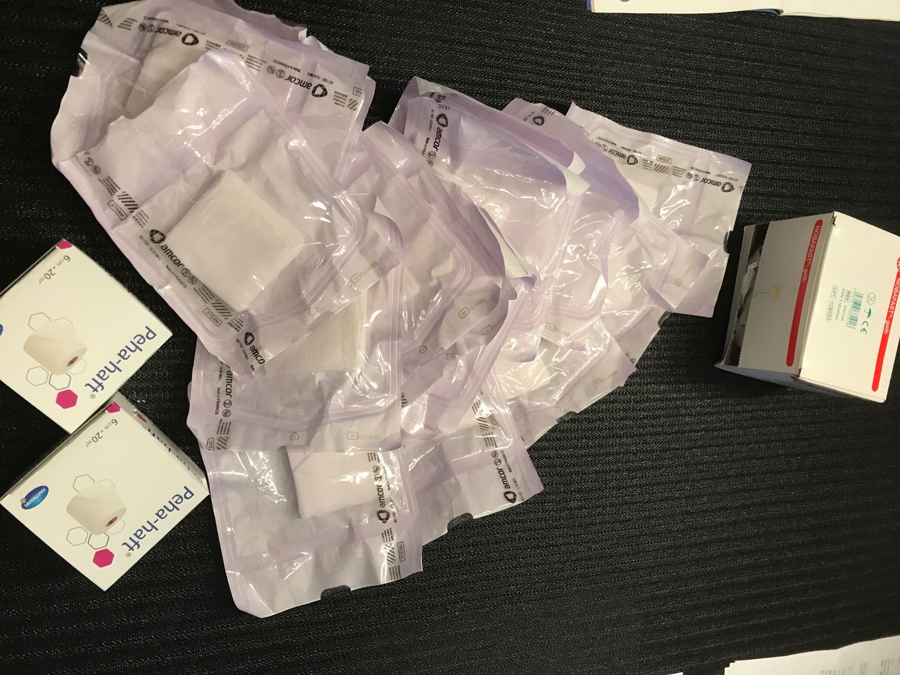 Kit di pronto soccorso: Verbandsmaterial – Usato da Mauren venduto da SB1606 4