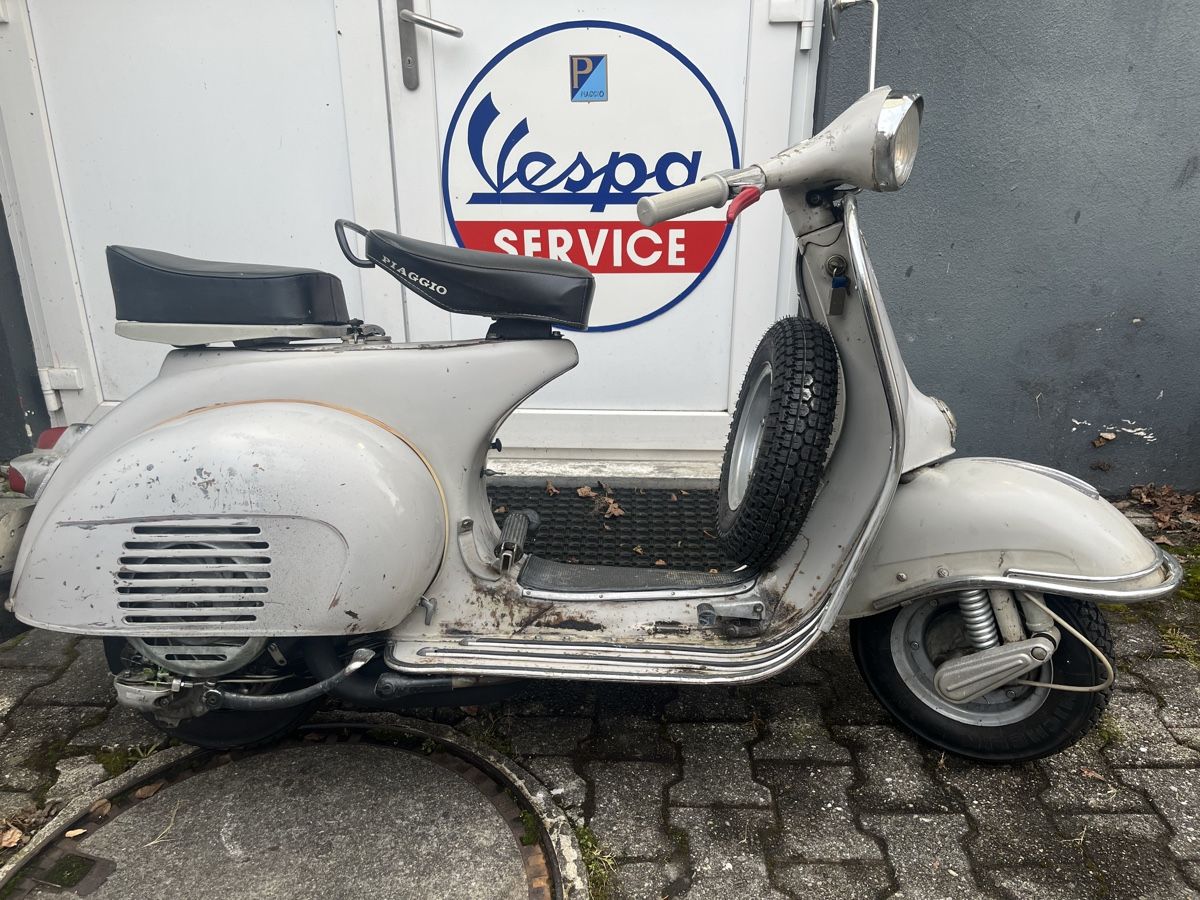 Piaggio Scooter: Vespa VNB3 Olack – Usato da Thun venduto da Cpia