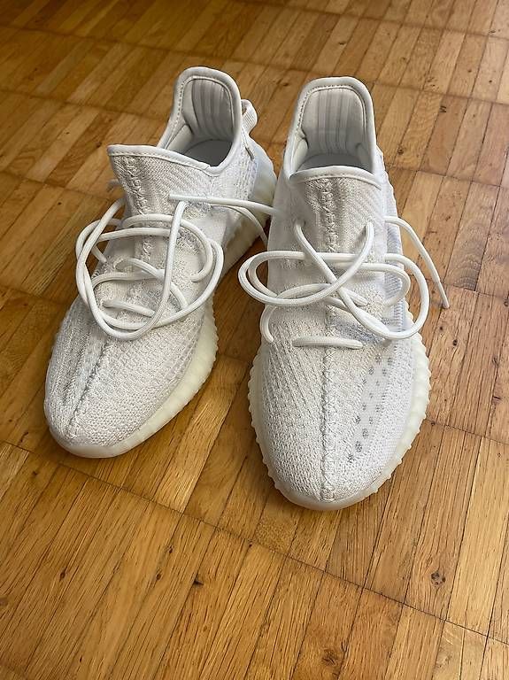 Scarpe da uomo: Yeezy Boost 350 v2 Bone 42 2/3 – Usato da Zürich venduto da swagger