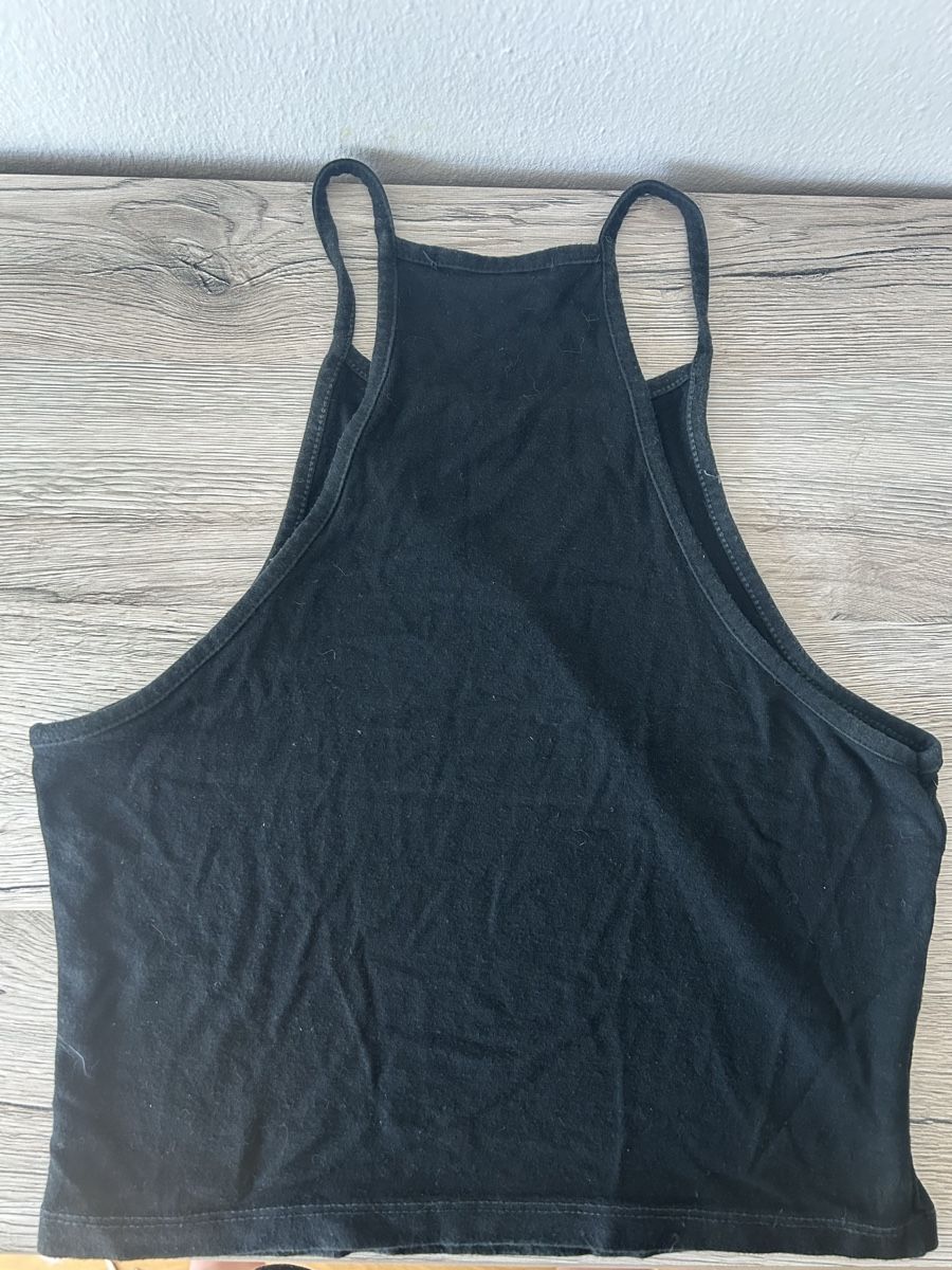 Brandy Melville Top: Black Brandy Melville top – Usato da Winterthur venduto da sel_g95h 1