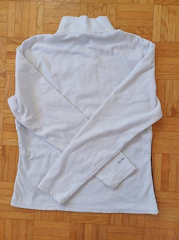 Pullover & Sweatshirts: Pull/Polaire North Face Taille M blanc – Gebraucht aus Glovelier von GaCh 2