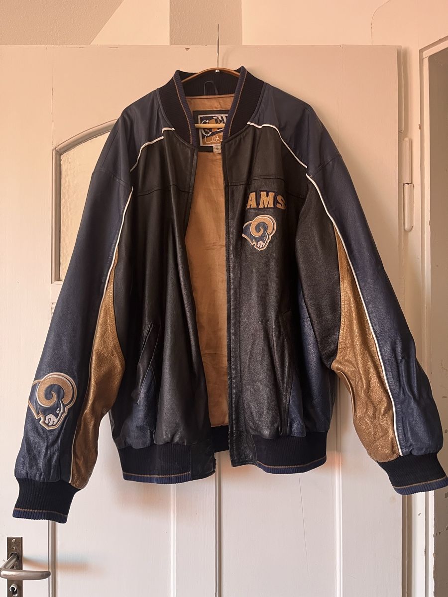NFL Vestes: seltene NFL Rams Jacke // gebrauchter Zustand – D'occasion à Winterthur par delicataess 1