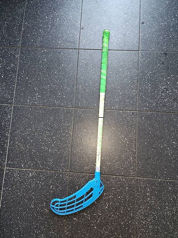 Unihockey: Unihockey-Schläger – D'occasion à Basel par Tobi_079 2