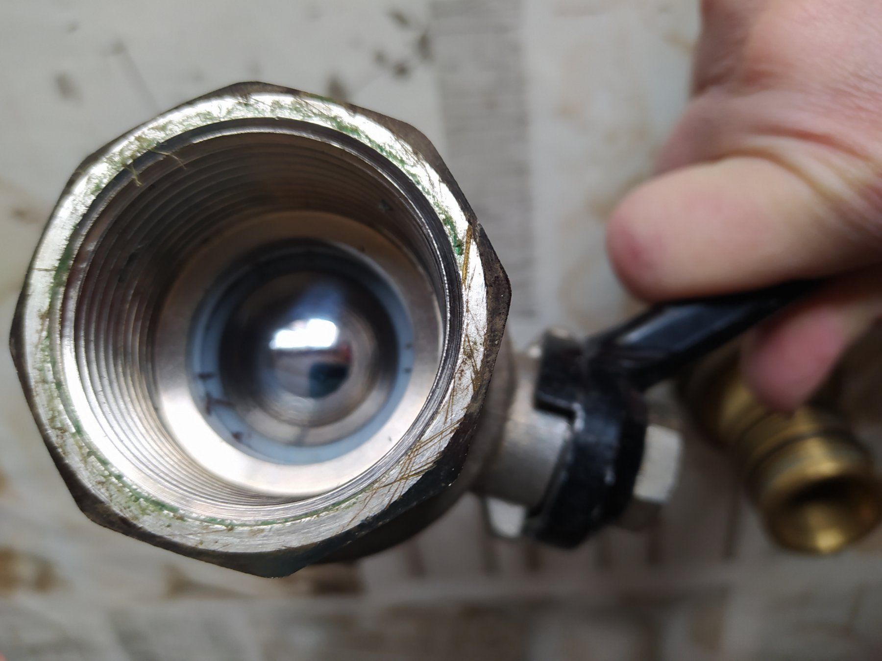 Rubinetteria: Kugelhahn 5/4" Zoll (siehe Bilder) – Usato da Uerkheim venduto da Housichlousi 2