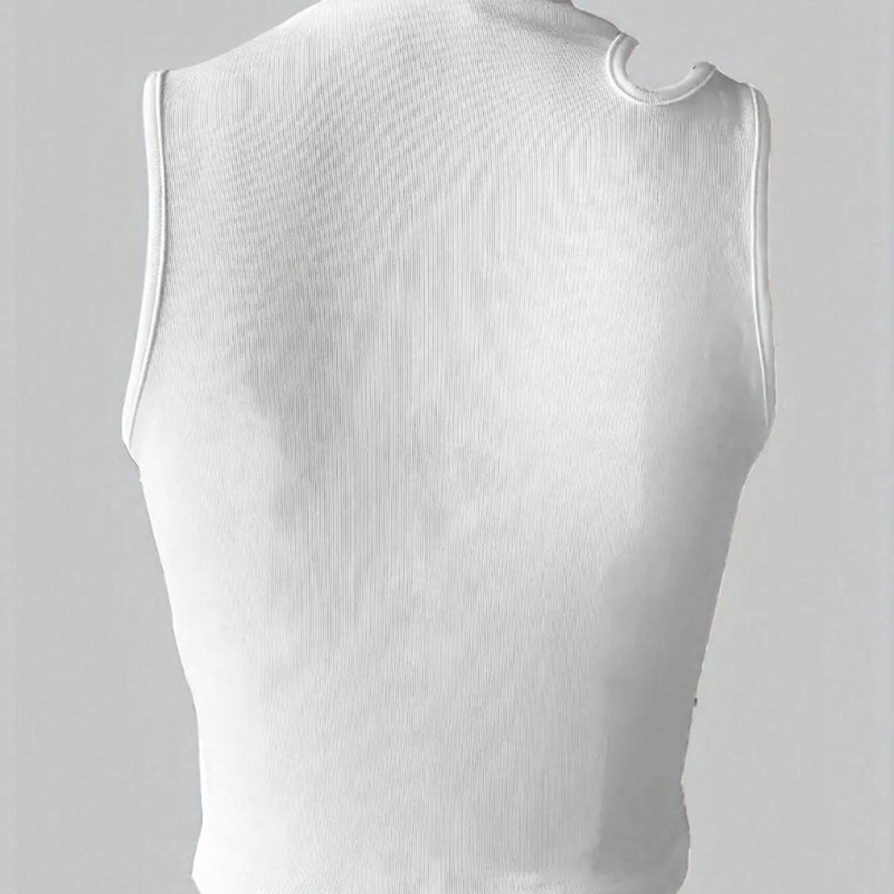 T-shirts: Women's White T-shirt – D'occasion à Zürich par onlyifashion 2