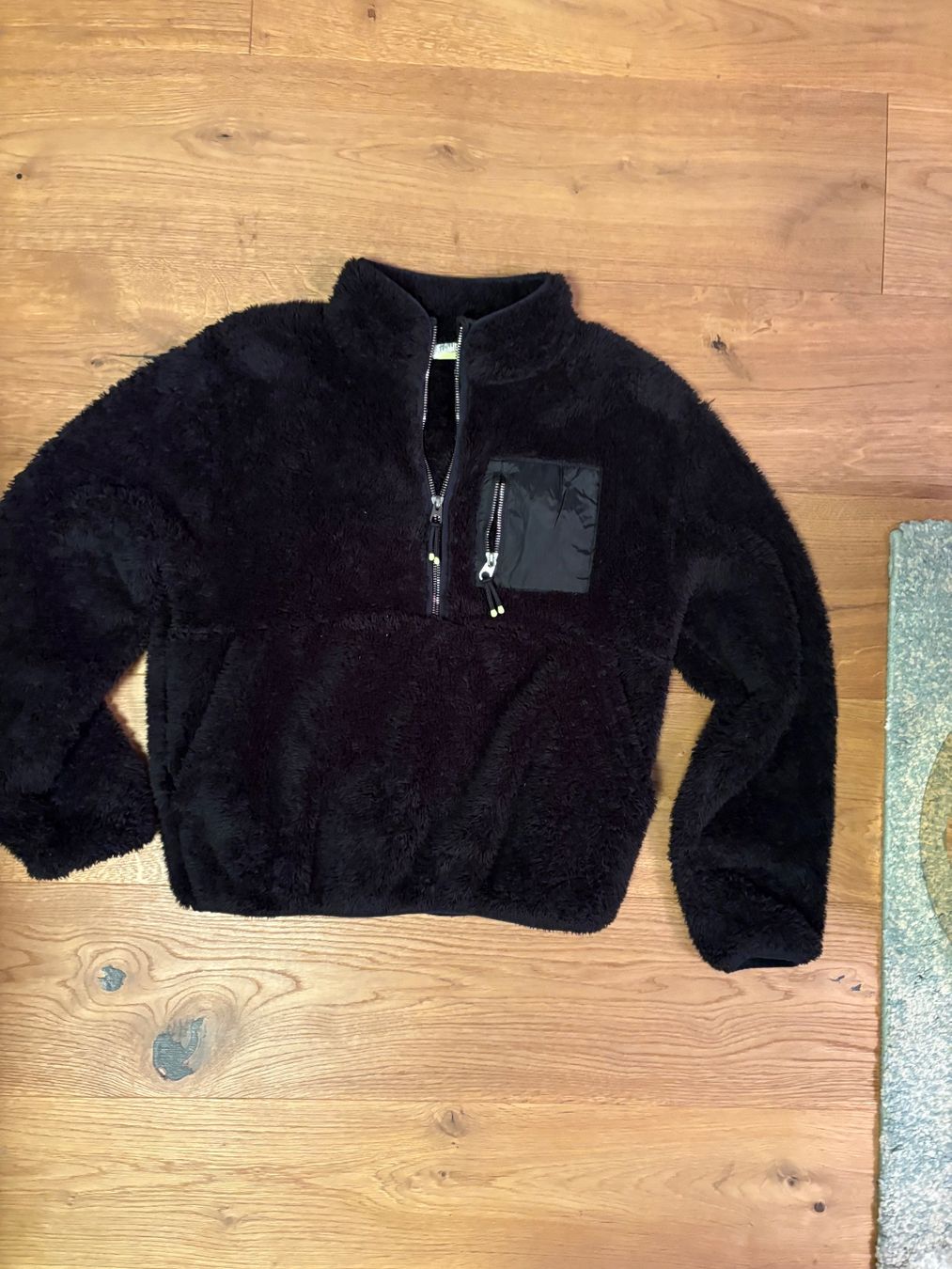 H&M Maglioni & Felpe: Kuscheliger  Fleece Pullover, Schwarz, Gr 165 – Usato da Gutenswil venduto da mse_hbj5 1