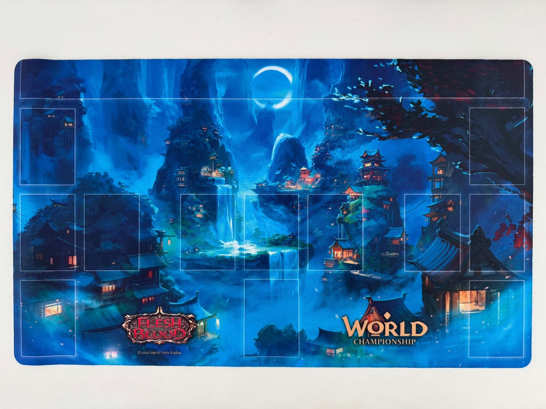 Flesh and Blood Sammelbilder & Trading cards: Flesh and Blood TCG - Playmat – Neu (gemäss Beschreibung) aus Weinfelden von Yenaris