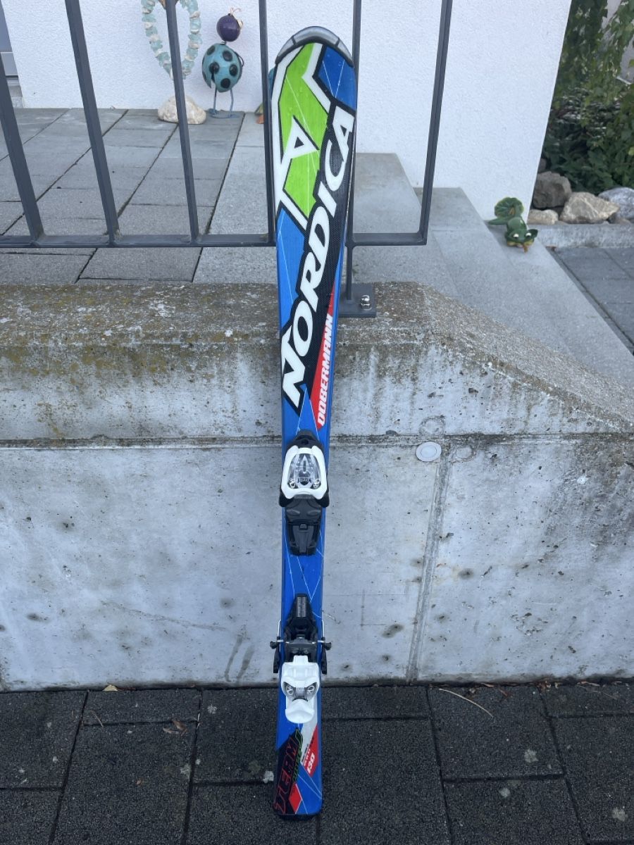 Nordica Sci: Kinderski 130cm – Usato da Rickenbach LU venduto da Haefliger03