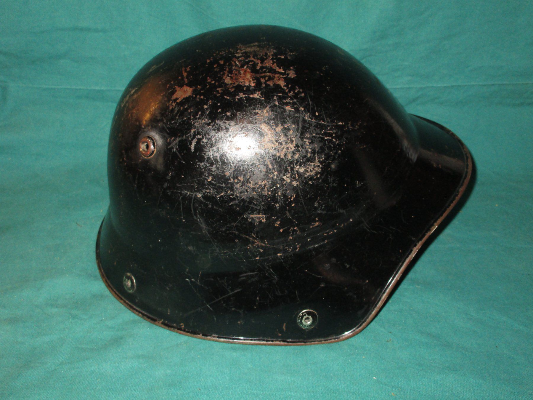 Schweizer Armee Stichwaffen: Helm (3) – Gebraucht aus Bowil von vifi01 3