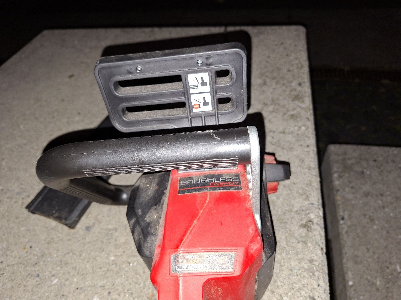 Einhell Sägen: Einhell Cordless Chainsaw Brushless + 2 Batteries + Charger – Gebraucht aus Riva San Vitale von Stekri 4