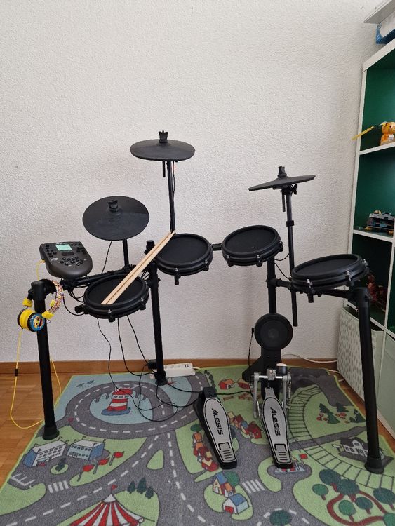 Spannende E Drum Gebraucht Bilder