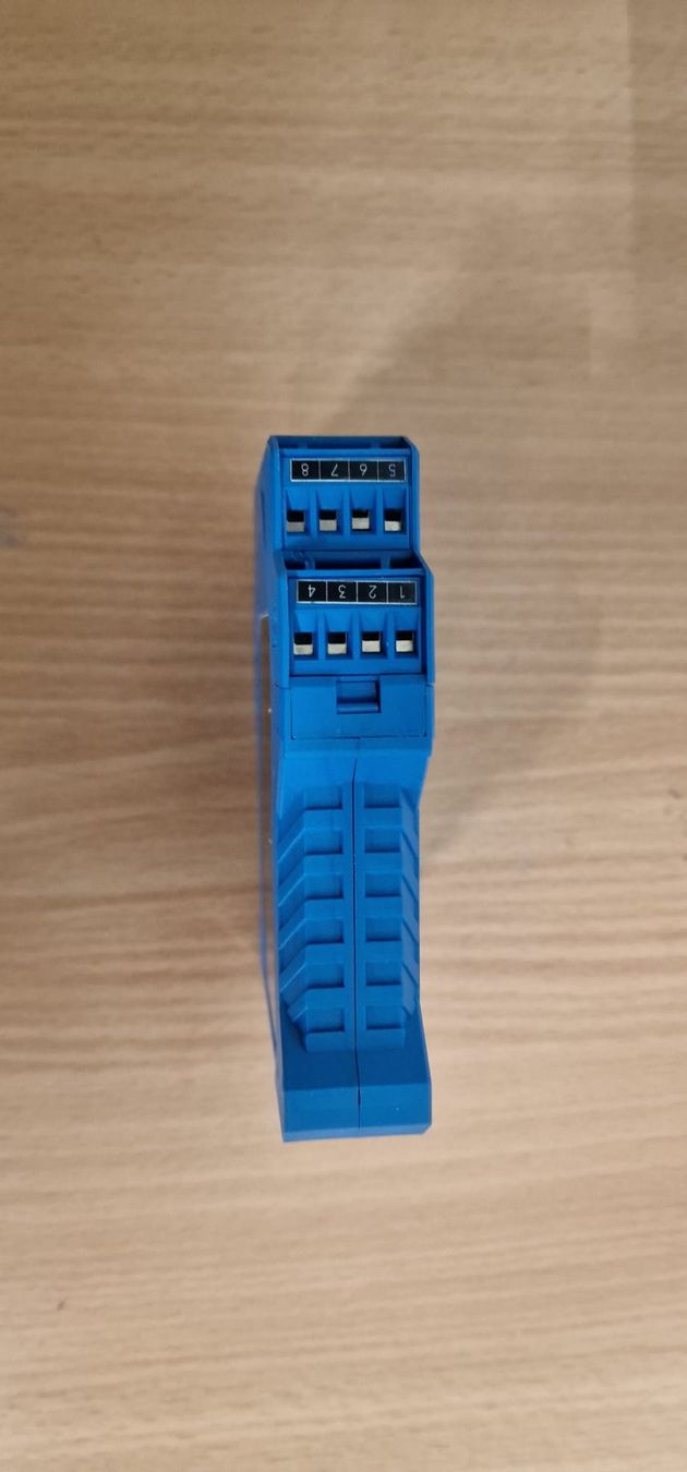 Componenti elettronici: 2x Wenglor Sicherheitsrelais SG4-00VA000R2 – Usato da Chur venduto da shop.chur 6