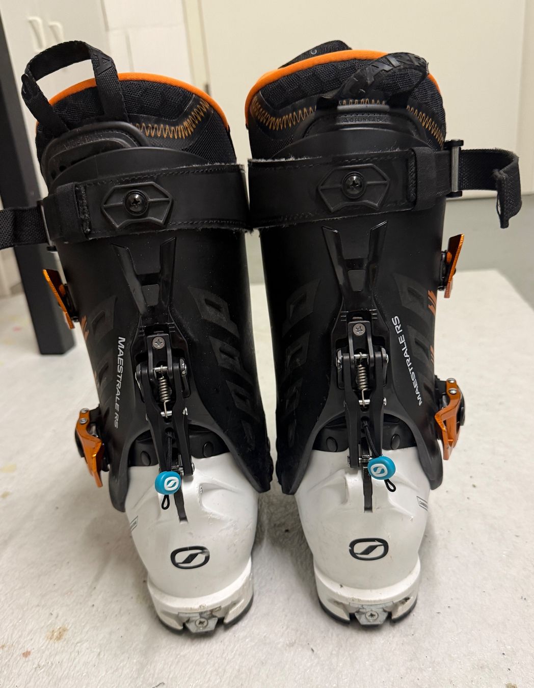 Scarpa Herrenschuhe: Skitourenschuh Scarpa Maestrale RS – Gebraucht aus Spiez von Ozu 3
