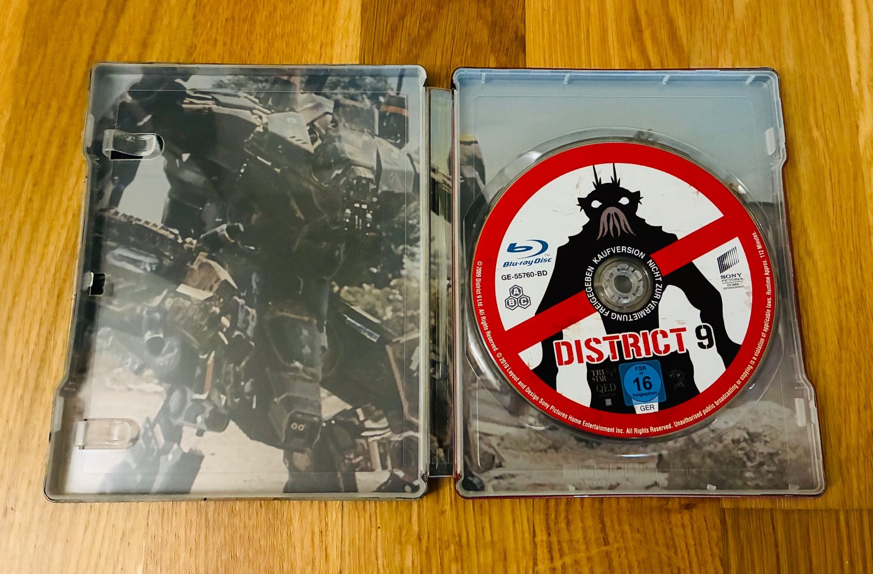 Alle DVDs: District 9 / Bluray Steelbook – Gebraucht aus Bern von RageMM87 2