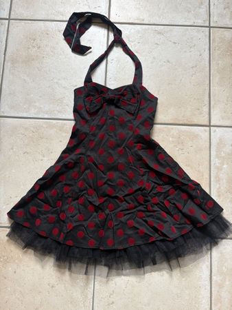 Rockabilly Kleid mit Punkte der Marke H&R