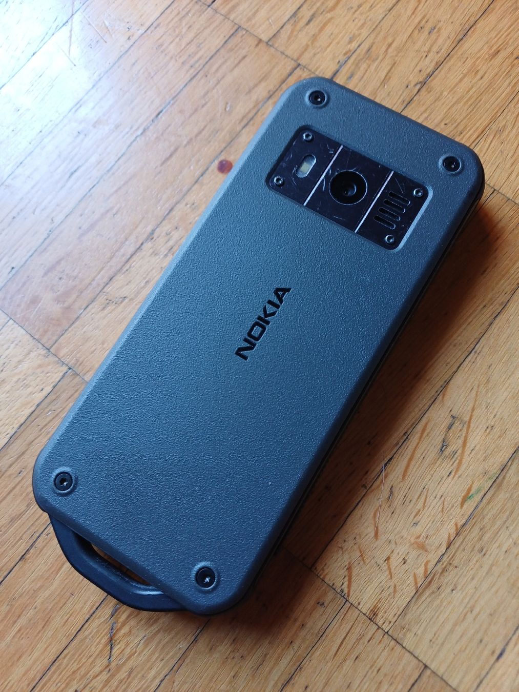 Nokia Handys / Smartphones: Nokia 800 tough handy Dual Sim – Gebraucht aus Morbio Inferiore von supermammuth 2