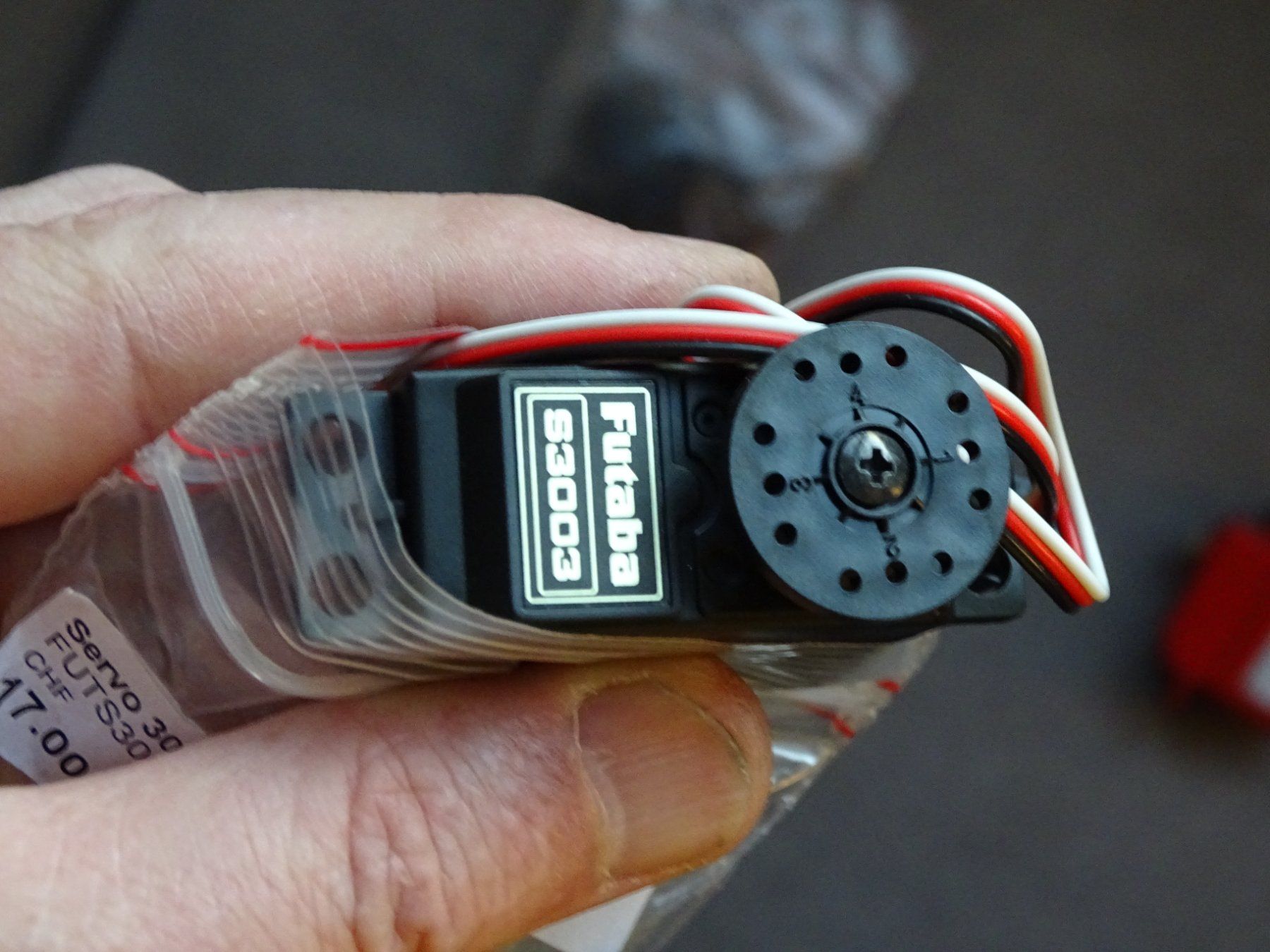 Futaba Telecomando: 3 neue Futaba S 3003 NOS – Nuovo e nell'imballaggio originale da Hirzel venduto da Musicman03 2