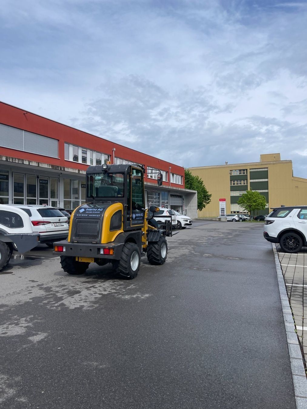 Veicoli commerciali: Pneulader / Radlader Neu – Nuovo (secondo la descrizione) da Hünenberg venduto da InternoAG 3