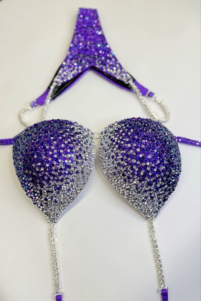 Anzüge & Kostüme: Bikini outfit – Gebraucht aus Winterthur von ksi_d58l 4