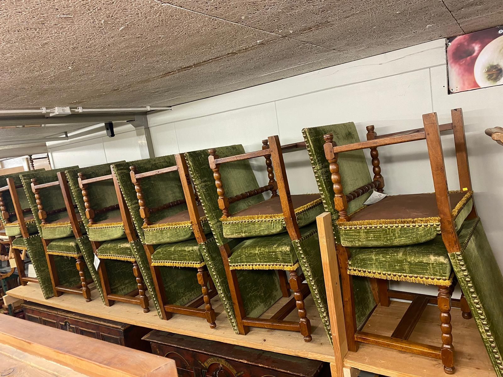 Sedie: 12 chaise louis 13 noyer antik – Usato da Mittelhäusern venduto da mis_6kgm 2