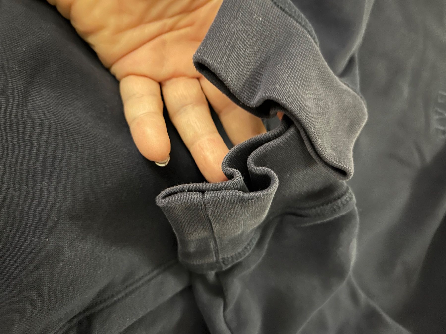 Maglioni & Felpe: GAP Kaputzenpullover Kinder Pullover blau neuwertig 10-12 – Usato da Zürich venduto da pj_pry_to 2