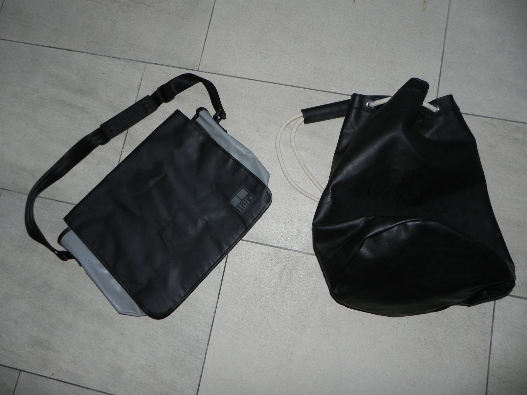Borse: Taschen Set schwarz/grau 2 Stk – Usato da Stallikon venduto da pcerny16