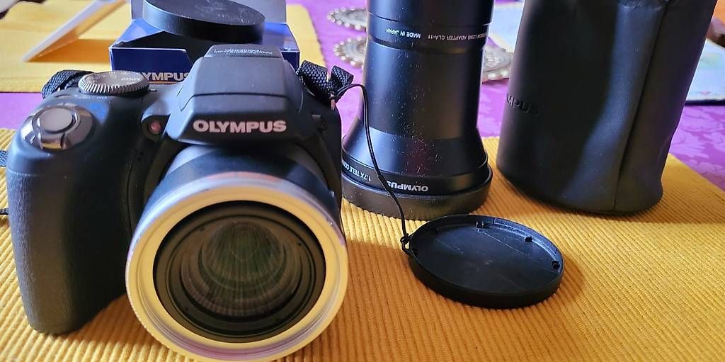 Fotocamera: Olympus SP-590 UZ – Usato da Basel venduto da val_r6t8