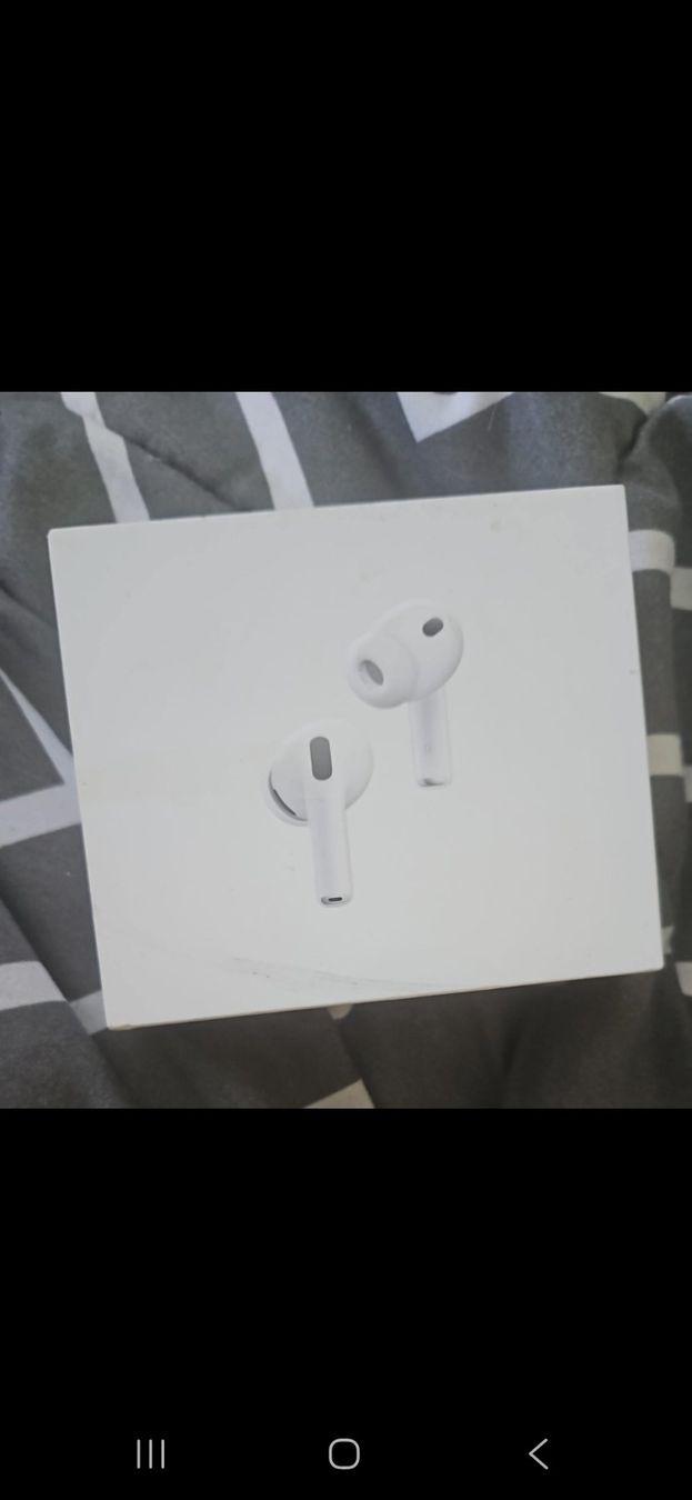 Apple Cuffie: Airpods 3 pro originali – Usato da Davesco-Soragno venduto da mus_n2s9