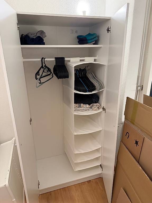 Ikea Guardaroba: Kleiderschrank (IKEA Kleppstad) – Usato da Zürich venduto da emichael 1