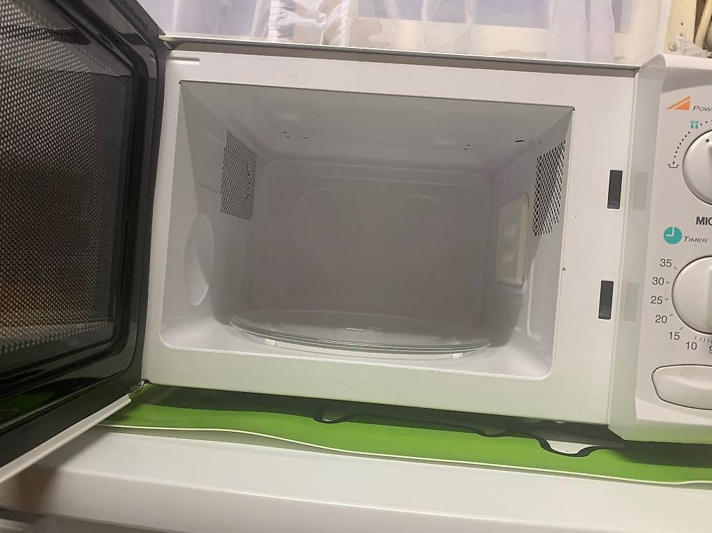 Elettrodomestici da cucina: Mikrowellengerät MW2 Miostar – Usato da Birsfelden venduto da jon_687v 2