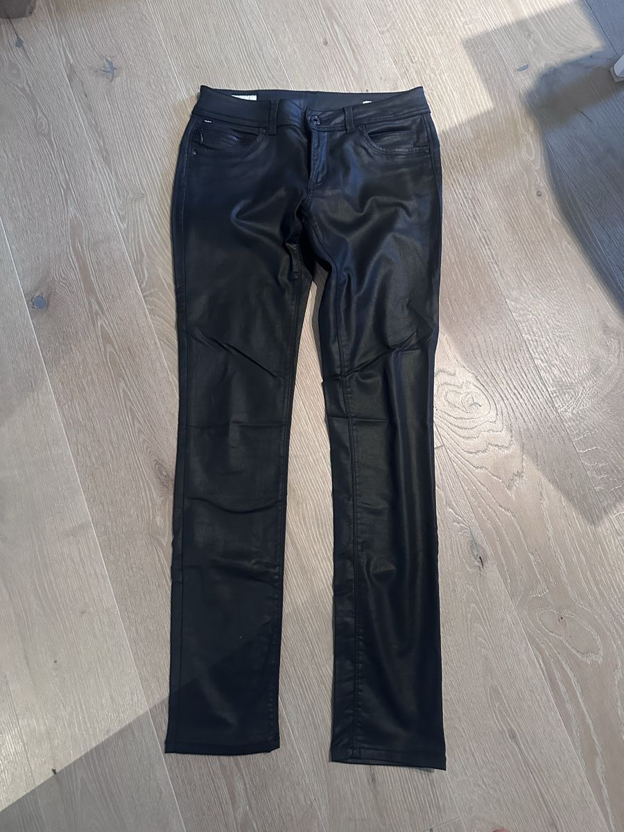 Pantaloni: Pepe Hose in Lederoptik 30/34 – Nuovo (secondo la descrizione) da Biglen venduto da silberpfeil25