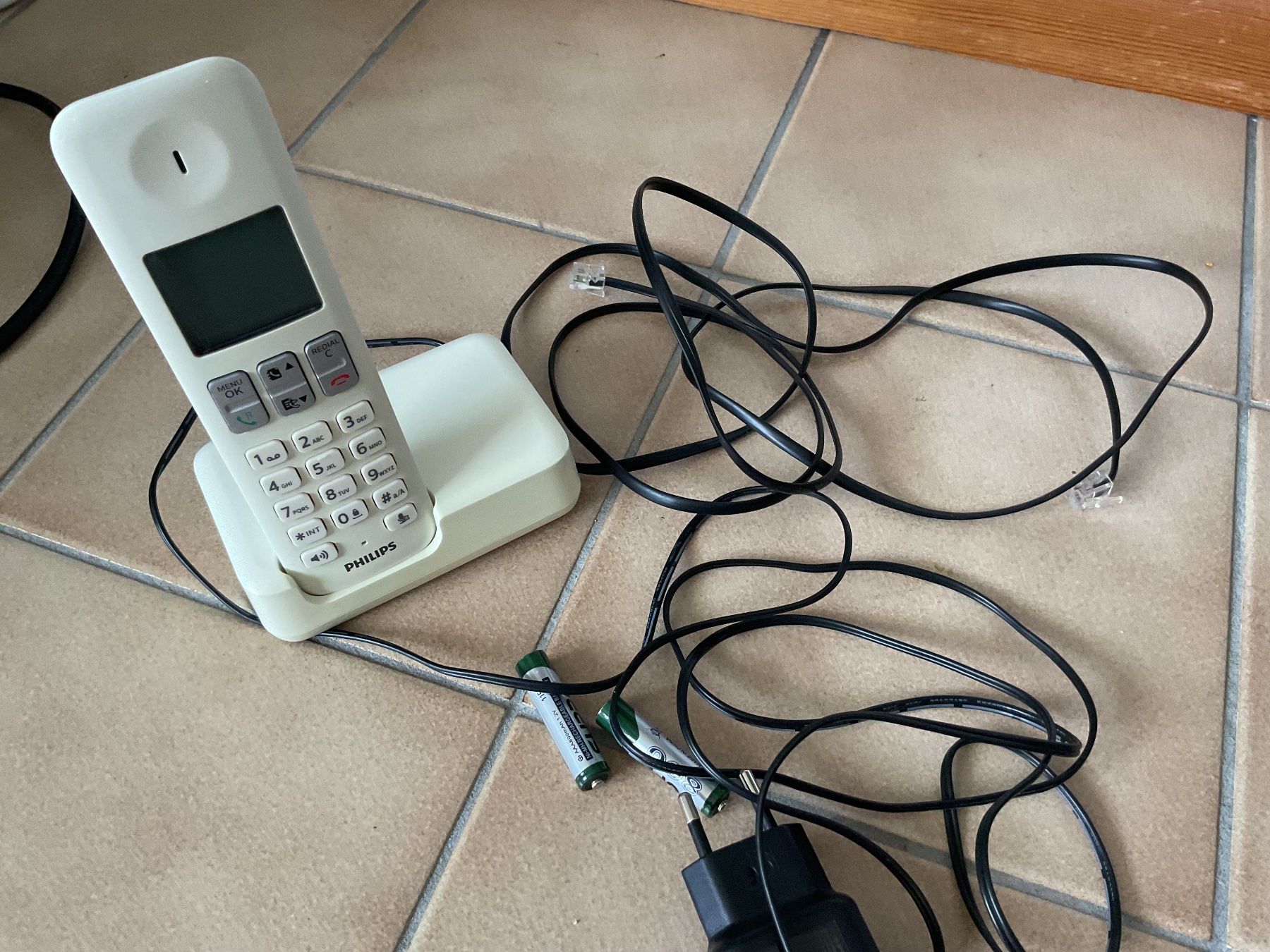 Philips Telefoni: Philips téléphone fixe sans garantie – Usato da Icogne venduto da cen_h97r 3