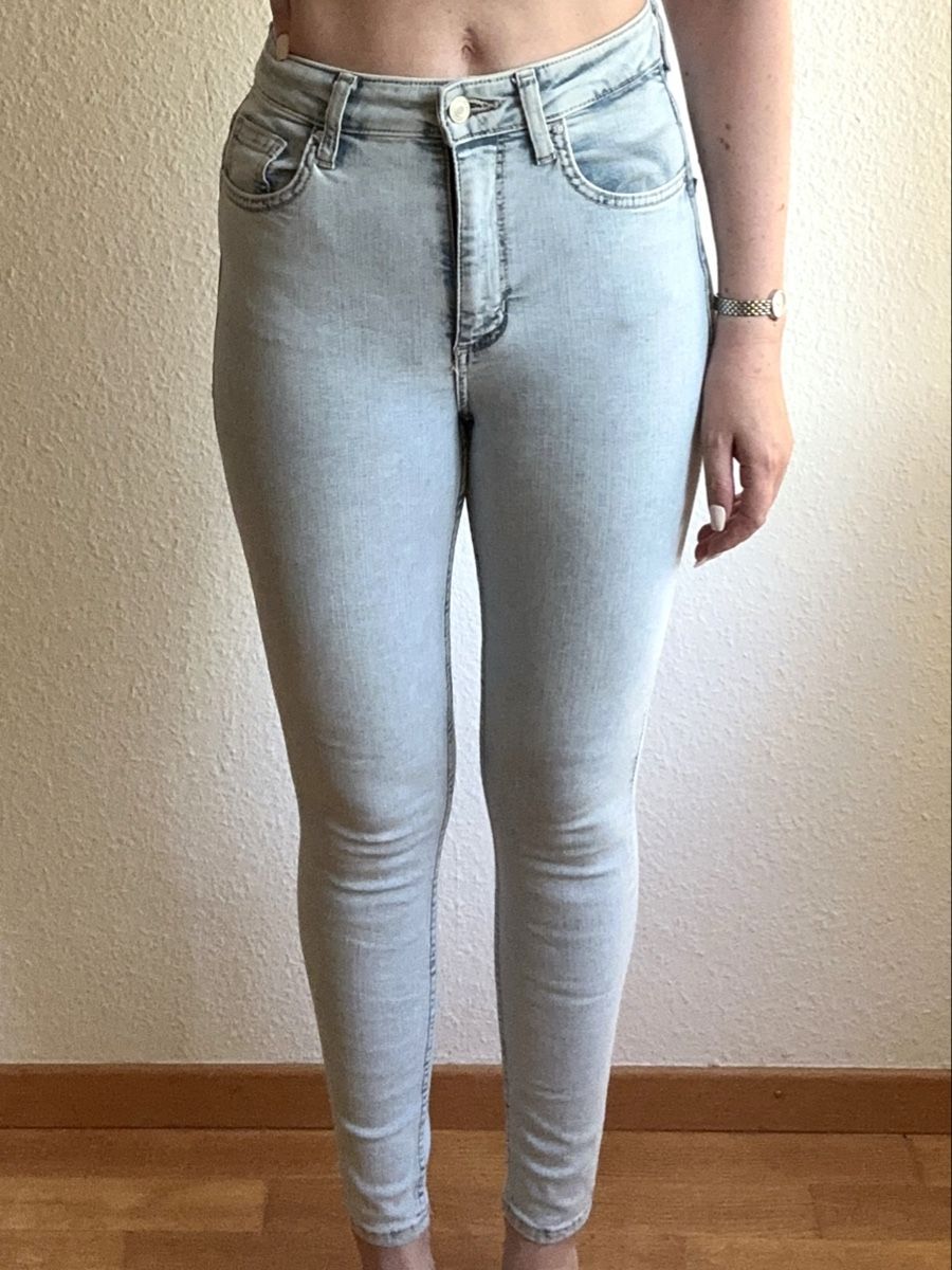 Guess Jeans: Guess Skinny High Jeans – Neu (gemäss Beschreibung) aus Zürich von bonitasprings_91