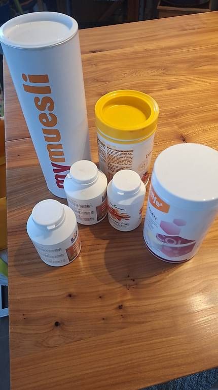 Contenitori & Simili: Plastic-Dosen mit Deckel versch.Grössen – Usato da Meisterschwanden venduto da kuschti01 1