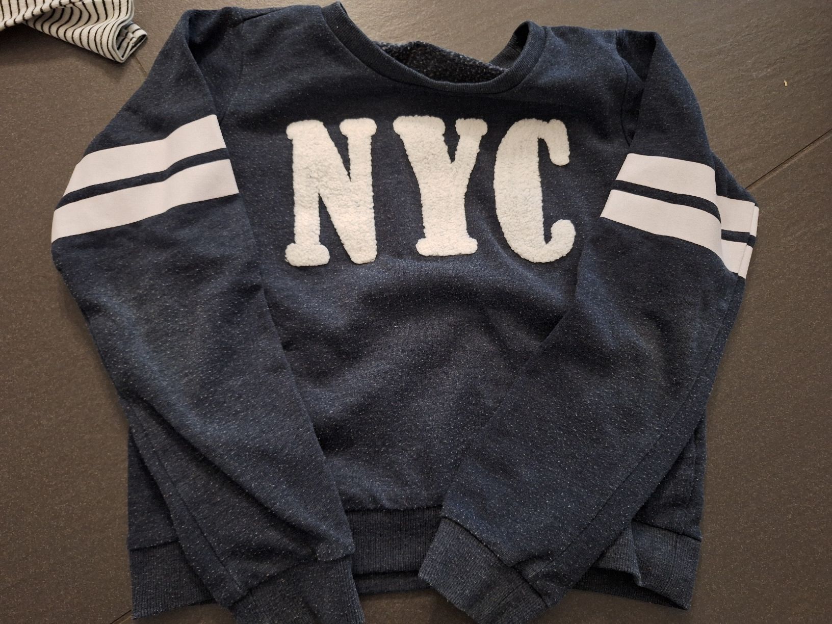 Maglioni & Felpe: 3  Langarmshirt Pullover Gr. 152/158 – Usato da Brittnau venduto da Norge77 1