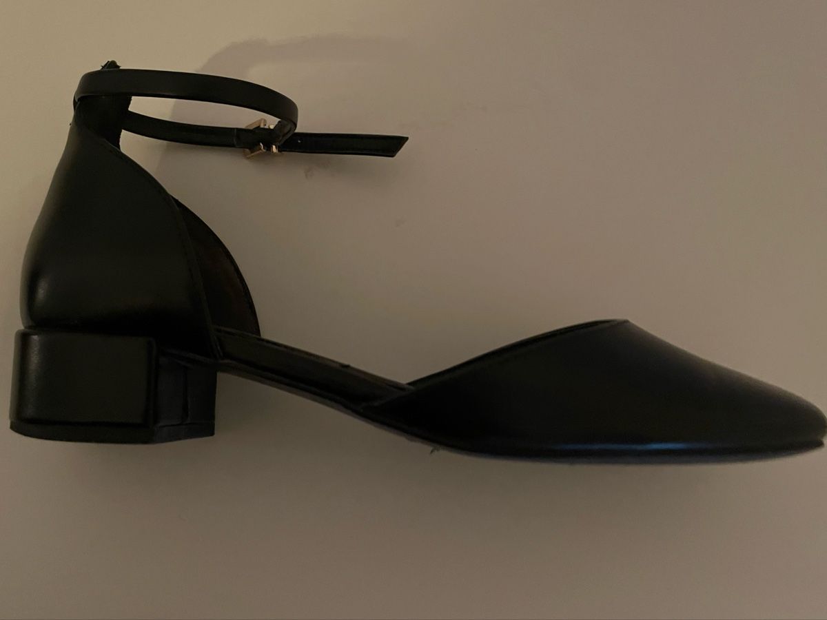 Damenschuhe: Mary Jane  – Gebraucht aus Genève von lea_b6vp 1