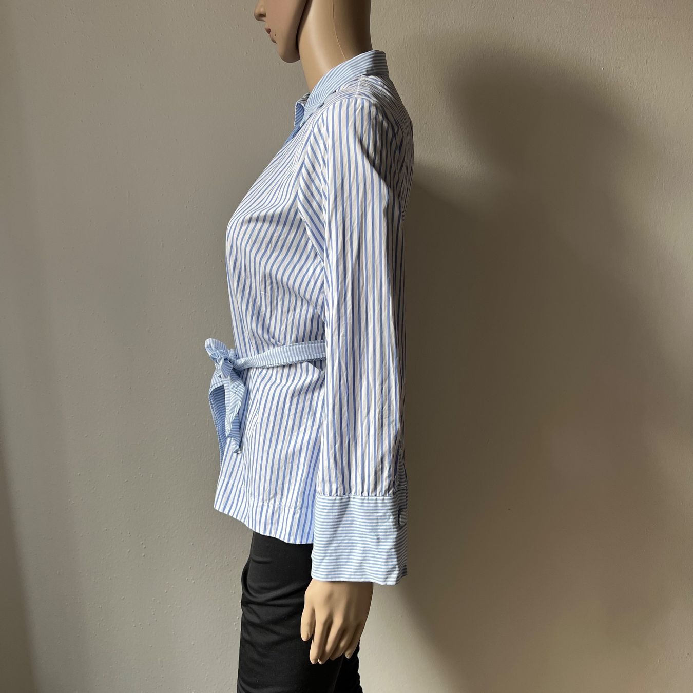 Camicette: UTERQÜE Bluse 🩵 – Usato da Zürich venduto da ClosetQueen 2
