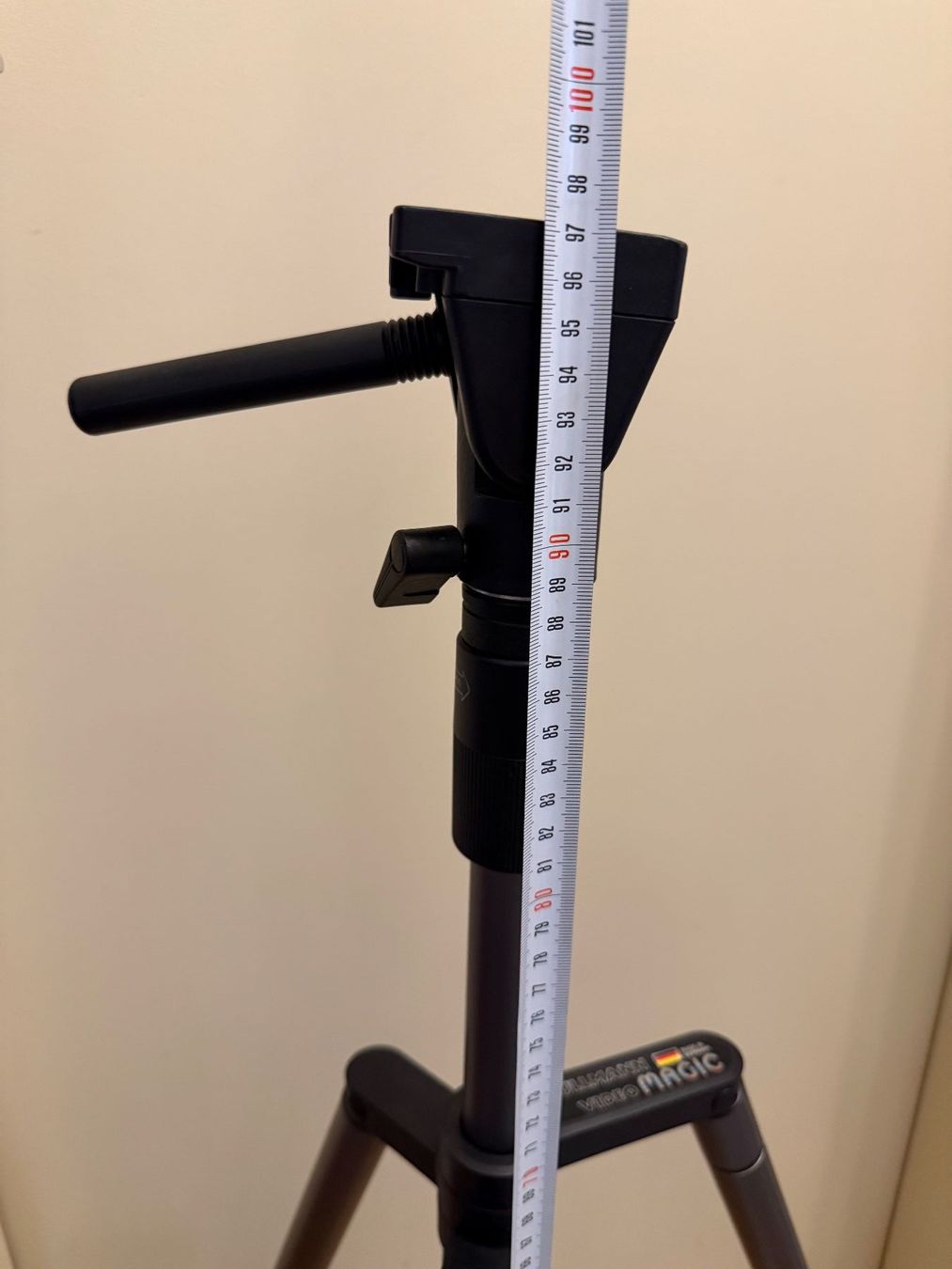 Treppiedi & Teste: Trépied Cullmann Video Magic - defectueux mais utilisable – Difettoso da GENÈVE venduto da triple7ch 5